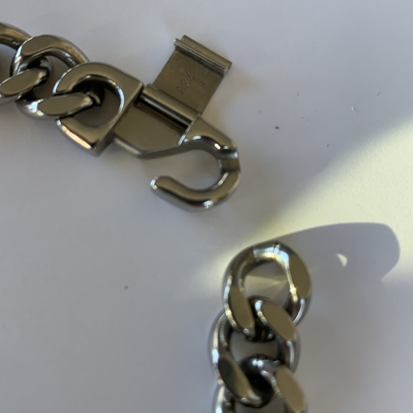 D&G/Dolce&Gabbana Silver Logo Plaque Necklace, Never worn - Picture 9 of 12